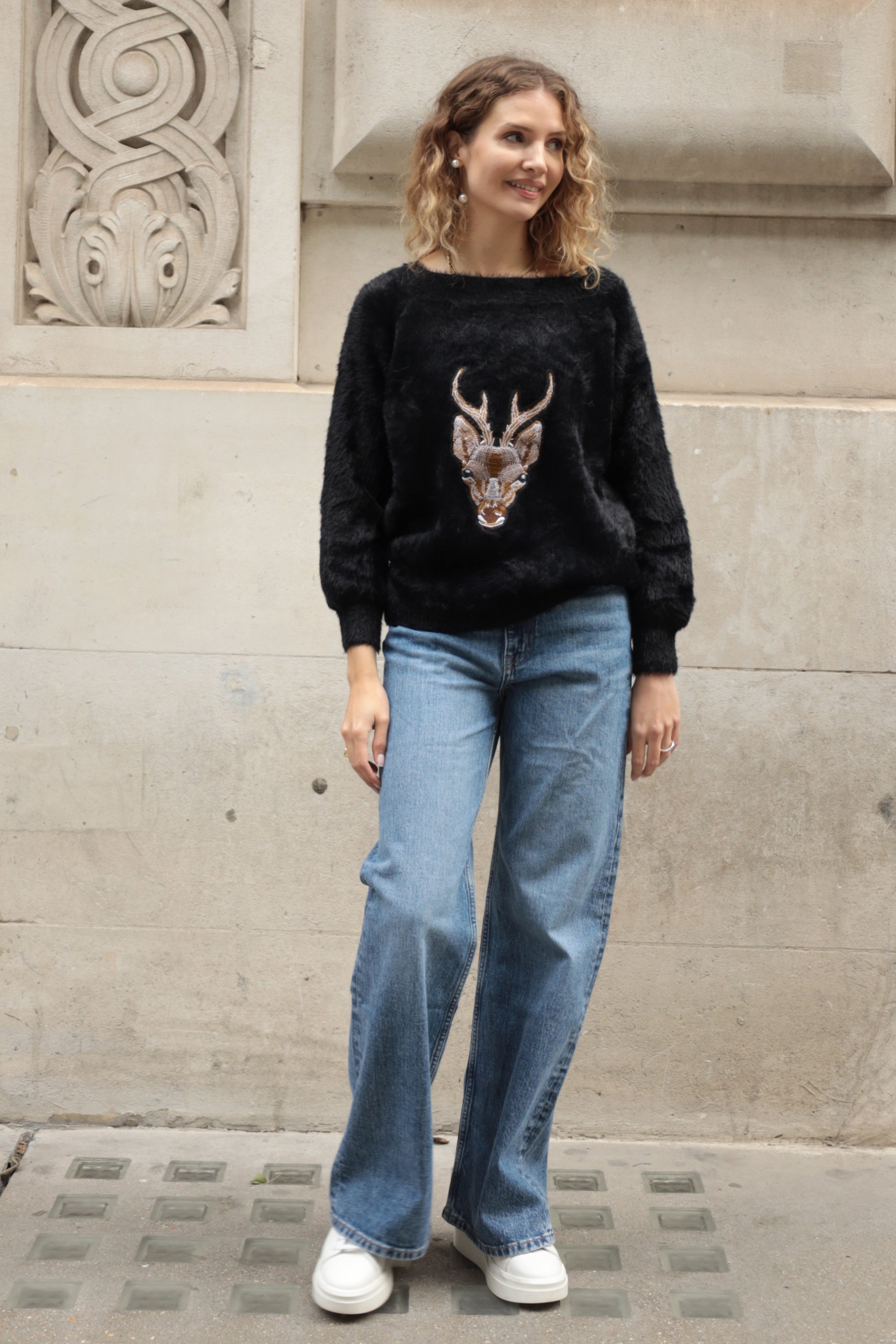 Reindeer patch embroidered fluffy jumper (Black)