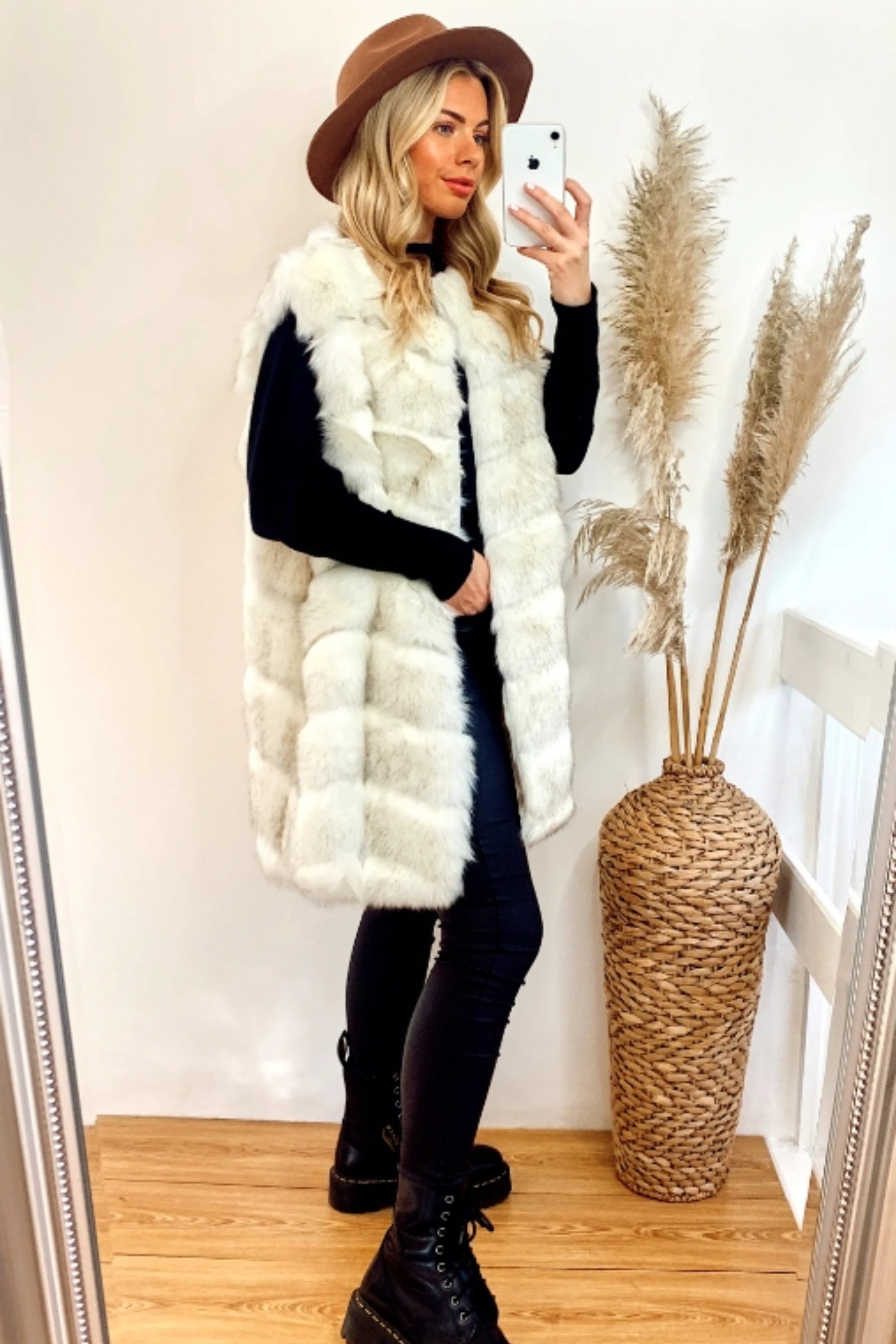 FUR COLLECTION