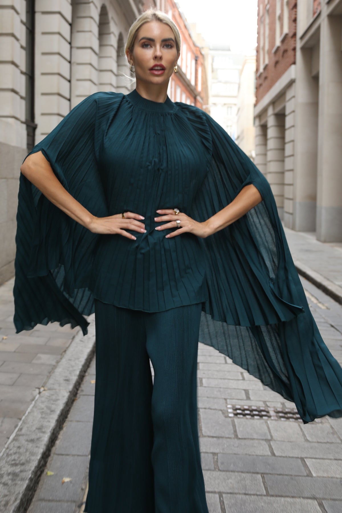 Pleated Cape Top, Vest &amp; Wide Leg Trouser Set In Green