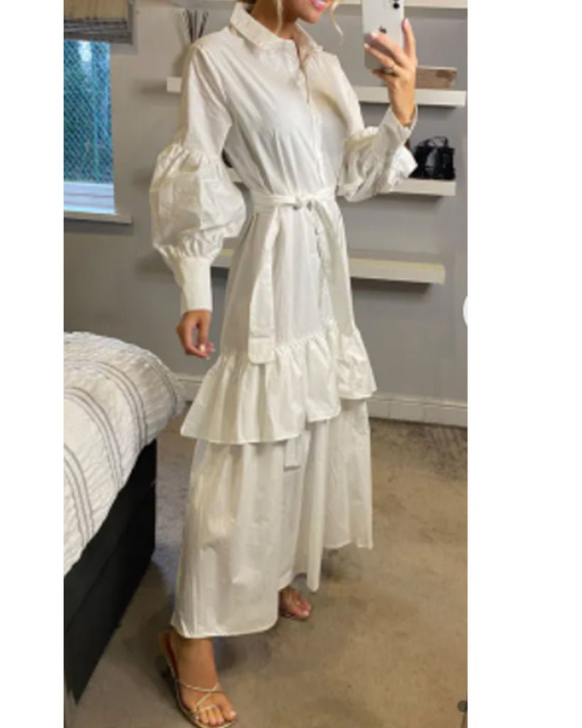 Puff sleeve shirt dress with tiered hem skirt in white
