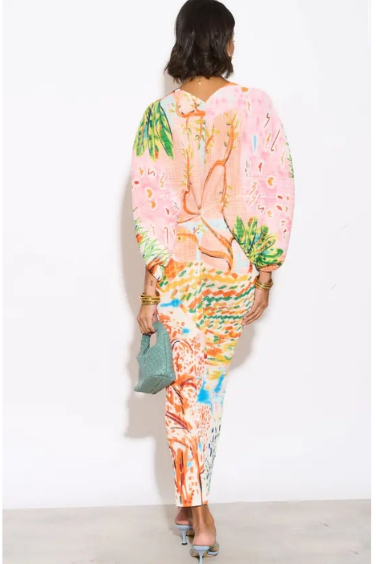 Leaves and Floral Scarf Pirnt Pleated Dress in Kimono sleeves in pink