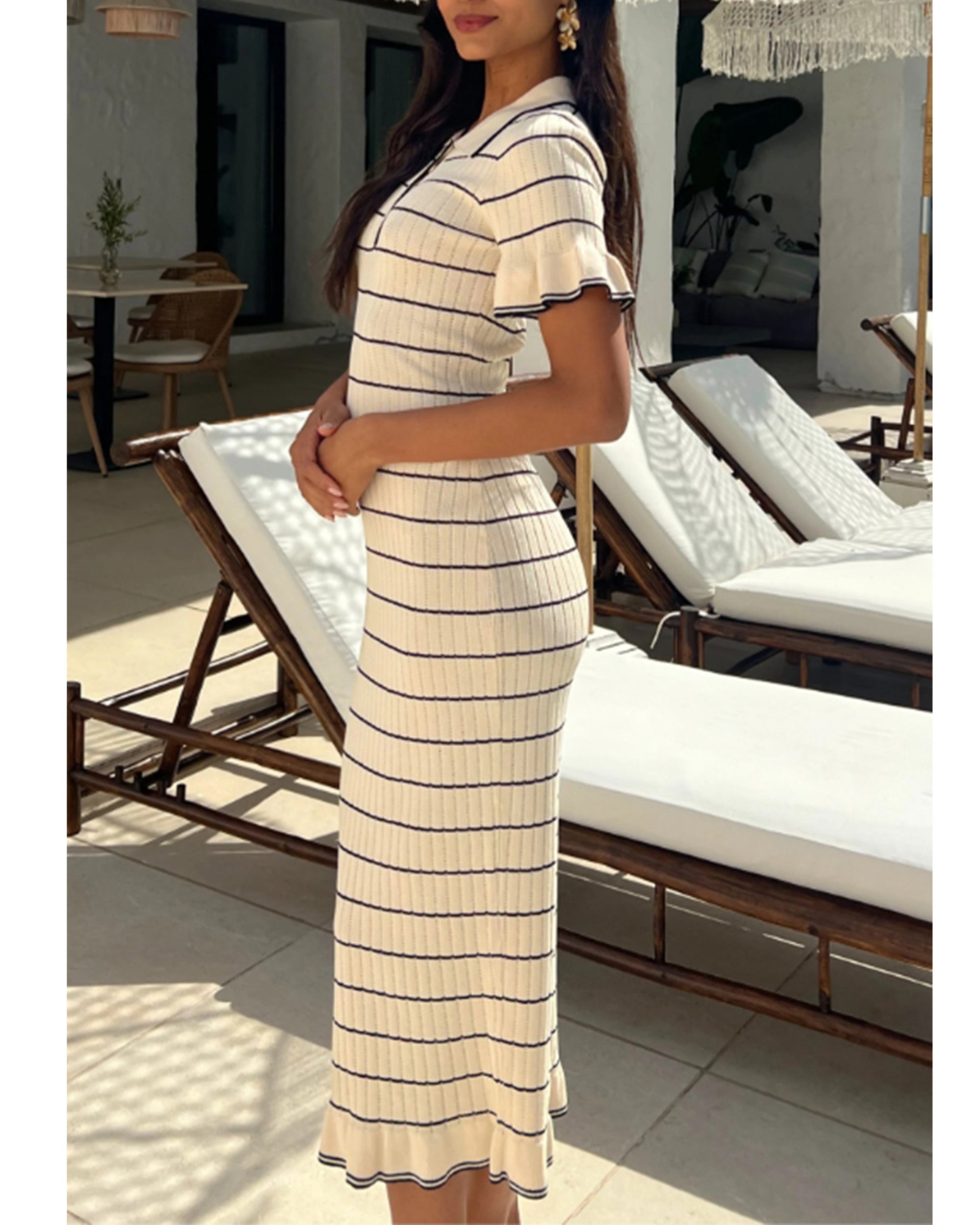 Knitted maxi dress with polo neck in Short Sleeves Beige colour CYLONDON Knitted maxi dress with polo neck in Short Sleeves Beige colour CYLONDON