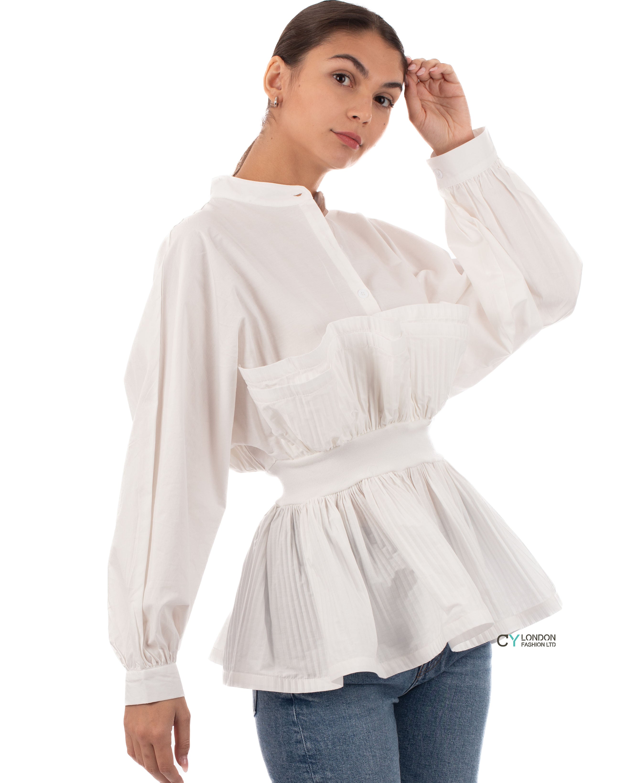 Ruffle design around chest and hem cotton shirt in white – CYLONDON