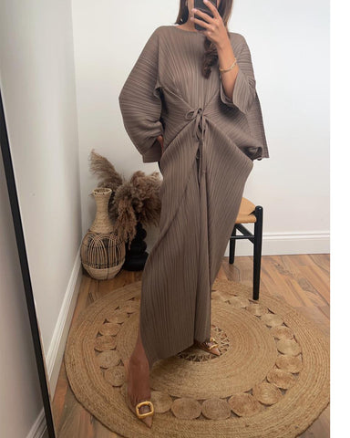 Full Length Pleated maxi dress with cap sleeves in medium grey