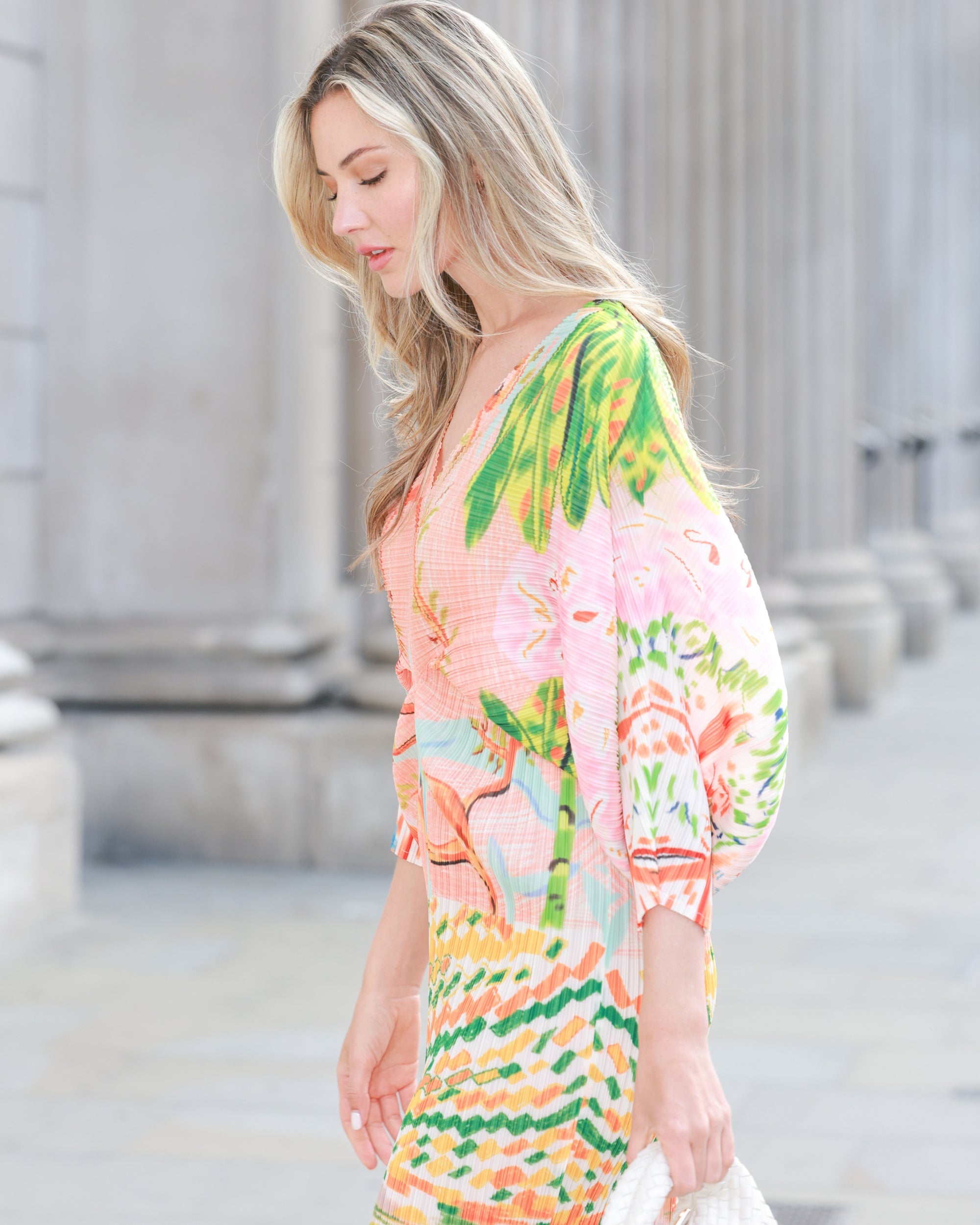 Leaves and Floral Scarf Pirnt Pleated Dress in Kimono sleeves in pink