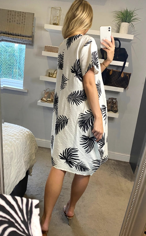 multi leaves print black white contrast cotton shift dress