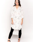 Feather look and star pattern shirt dress in White