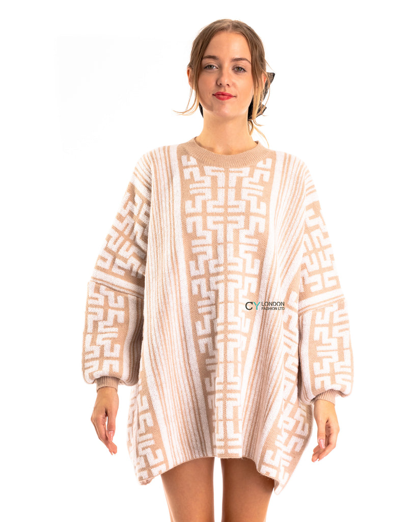 Fine knit oversized jumper with monogrammed pattern design in Beige and White