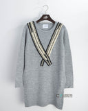 Oversize long jumper with scarf embellished (White)