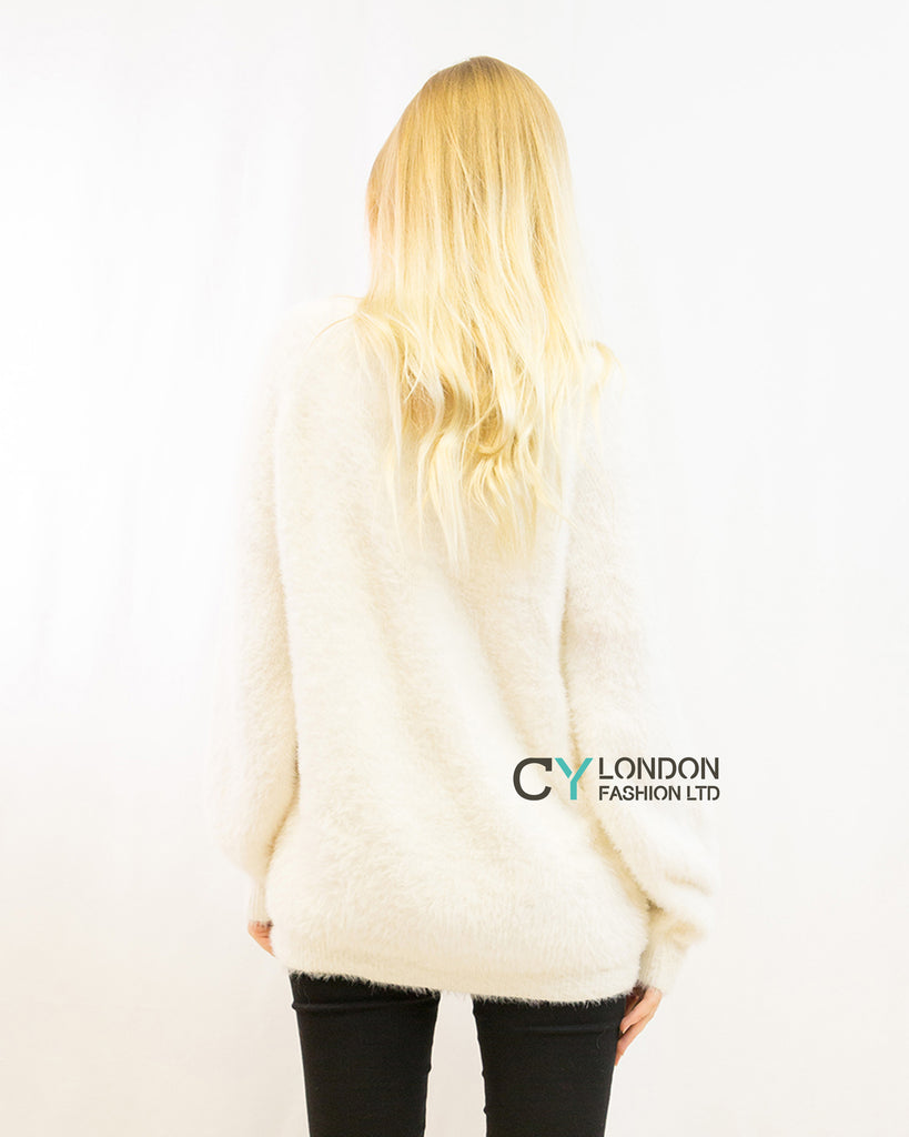 Reindeer patch embroidered fluffy jumper (White)