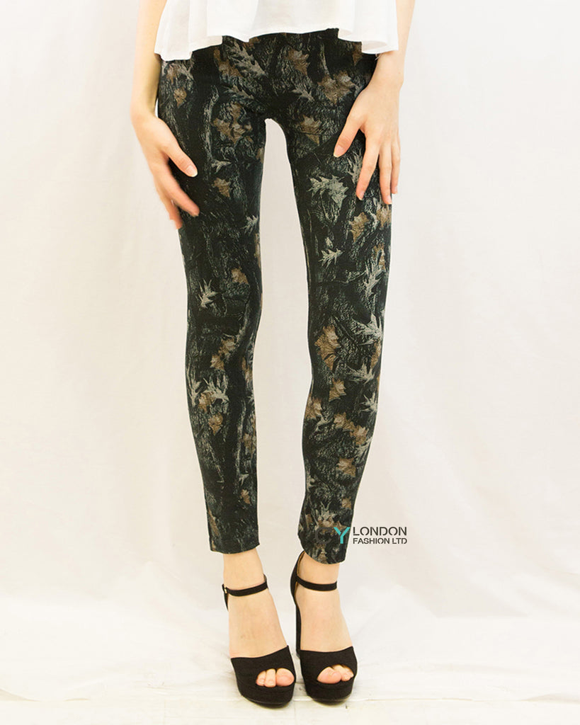Leaves' print fleece leggings
