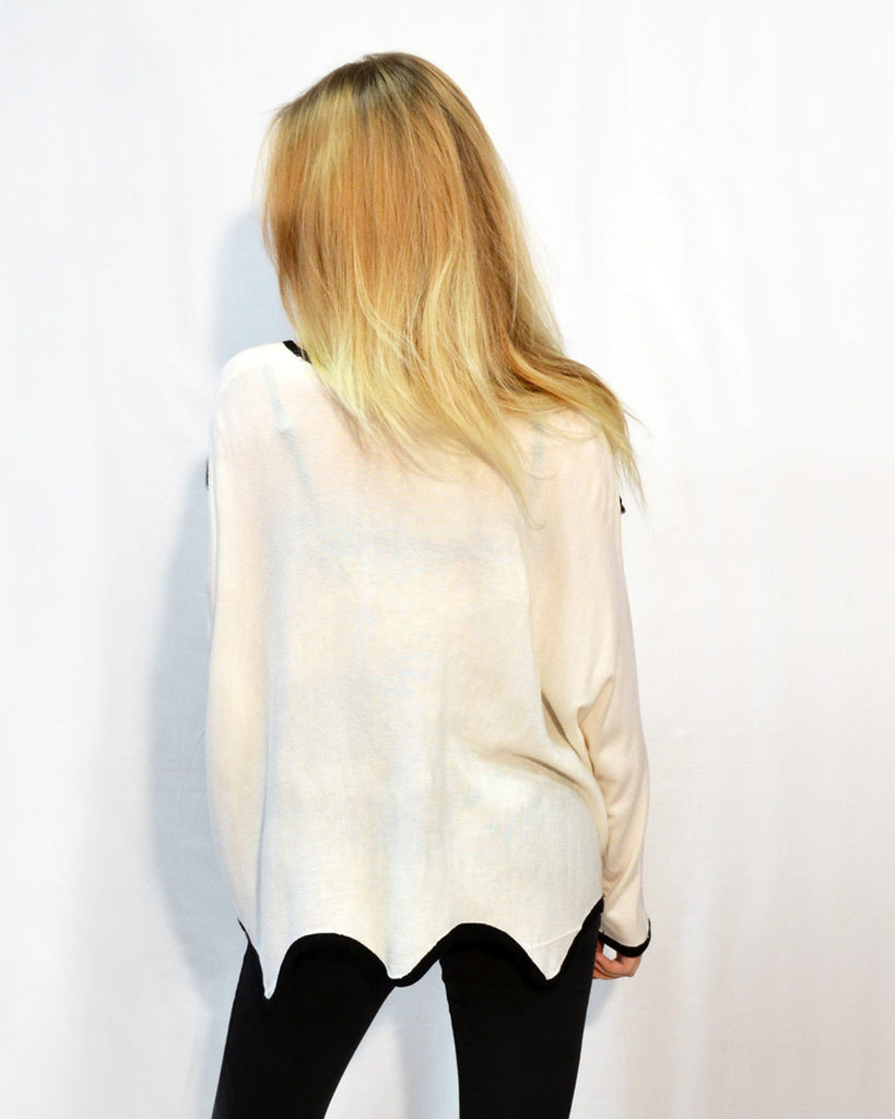 Asymmetric hem fine knitted jumper