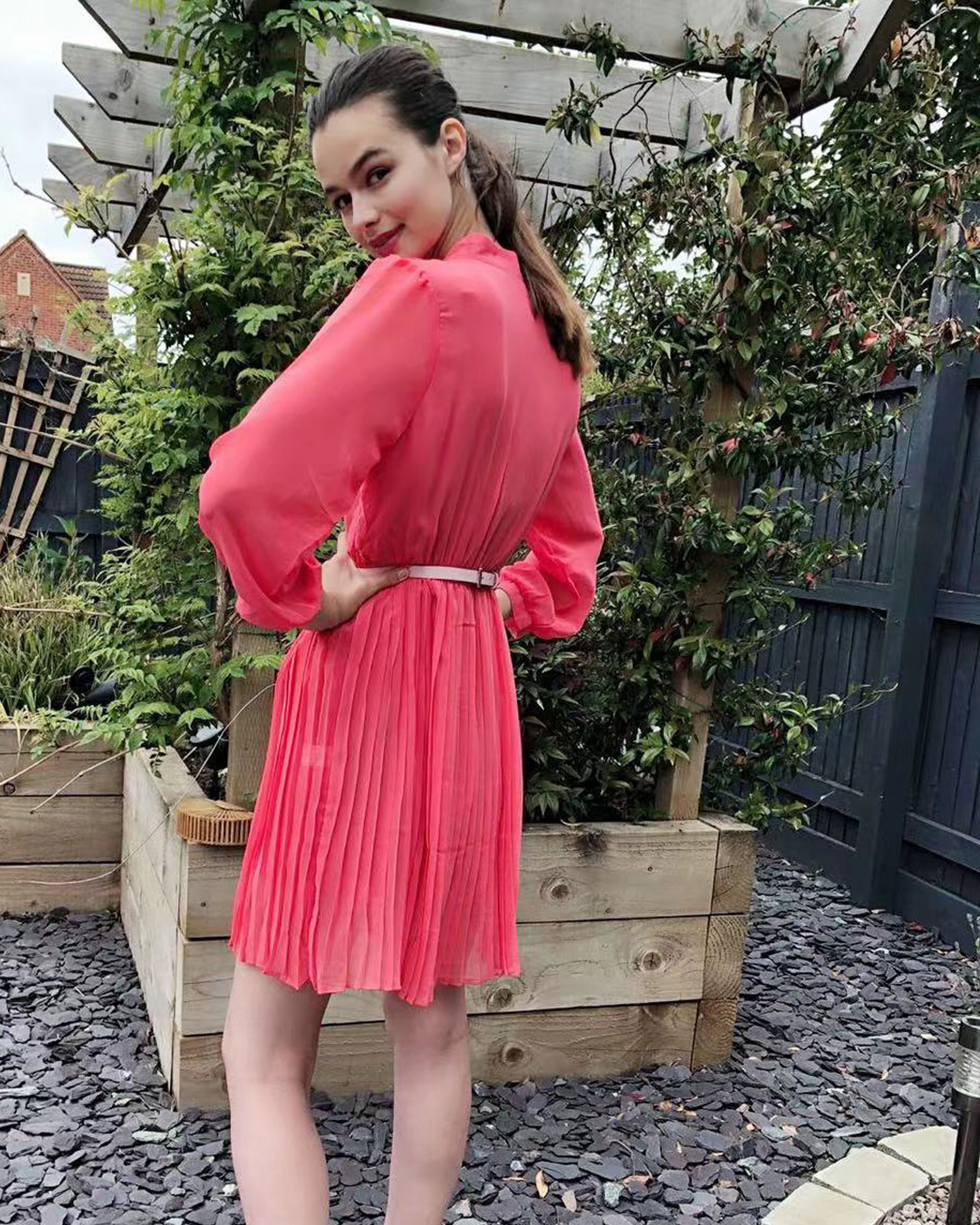 Pleated Midi Dress in rose pink