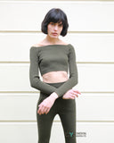 Cropped top and leggings set
