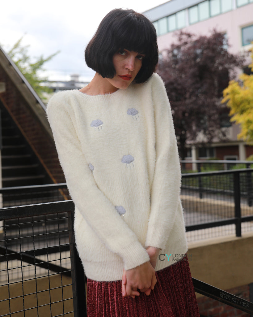 Embroidered couldy print fluffy jumper (Cream)
