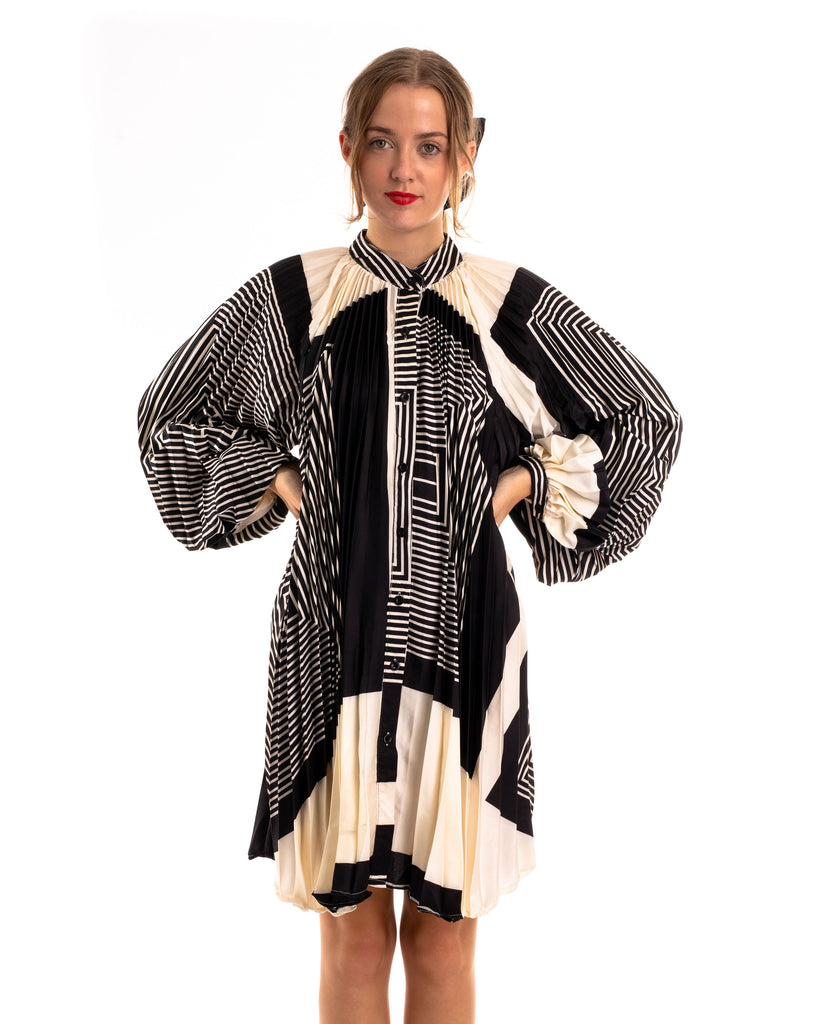 Black and White Stripe Scarf print Full pleated Shirt dress