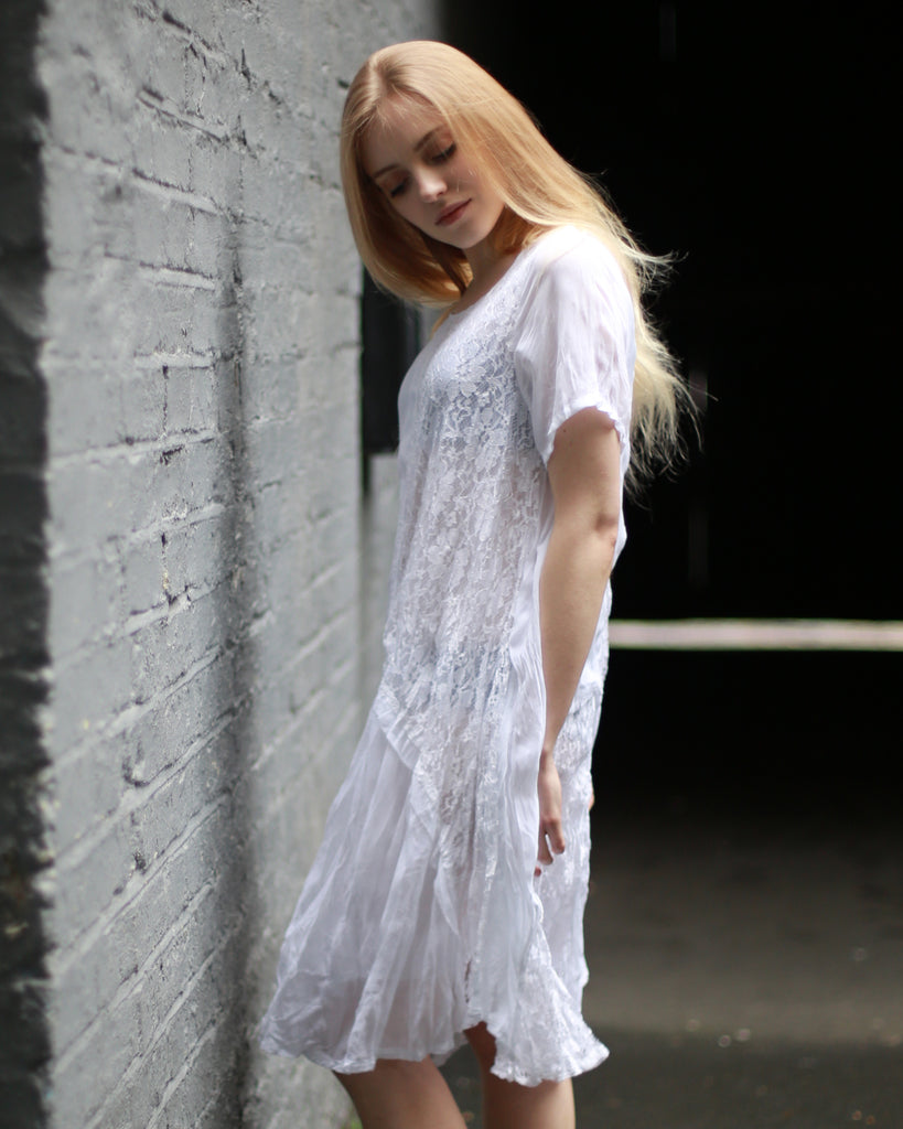 Lace and chiffon patchwork dress (White)
